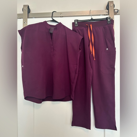 Figs Pants - Figs Women's Burgundy Scrub Set with Orange Accents